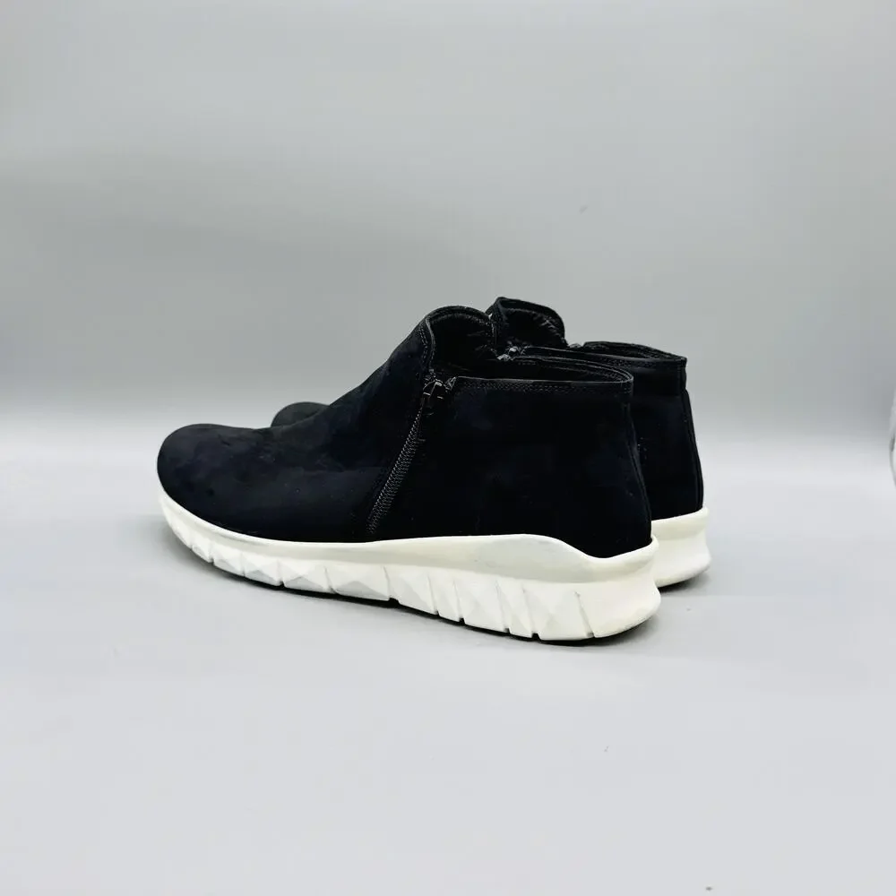Naot Shoes Womens 11 Black Suede Side Zip Ankle Booties Walking Casual Comfort